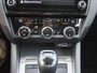 Skoda Octavia Combi Business Edition 1.5 TSI Greentech 150pk Automaat PDC ACHTER | CRUISE.C | TREKHAAK | STOELVERW. | NAVI