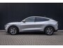 Ford Mustang Mach-E RWD 75 kWh | 100% dealer o.h. | SOH 95% | Panoramadak | BTW auto | Leder | Elec. achterklep | 360 camera | B&O Audio | Warme werende voorruit | Elc. bestuurdersstoel incl. geheugen | Dodehoek detectie