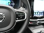 Volvo XC60 T6 AWD R-Design LONG RANGE PHEV 350pk Dealer O.H. | Trekhaak Af Fabriek | Panodak | Adaptive Cruise | Camera | Harman / Kardon | Lederen Sportstoelen Memory & Verwarmd | Keyless | Stuur Verwarmd | Apple Carplay | Google Assistent | DAB | Plug In Hybrid |