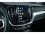 Volvo XC60 2.0 T6 Plug-in hybrid AWD R-Design 350 PK|Pano|Trekhaak
