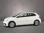 Volkswagen Polo Life Business 1.0 TSI 95pk Trekhaak, Adaptive cruise control, Navigatie, Parkeersensoren, Stoelverwarming, App connect, LED koplampen