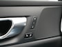 Volvo V60 T6 AWD Plus Dark LONG RANGE PHEV 350pk Dealer O.H. | Trekhaak Af Fabriek | Camera | Sportstoelen Memory & Verwarmd | Stuur Verwarmd | Apple Carplay | Keyless | DAB | Cruise Control | Plug In Hybrid |