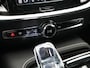 Volvo V60 T6 AWD Plus Dark LONG RANGE PHEV 350pk Dealer O.H. | Trekhaak Af Fabriek | Camera | Sportstoelen Memory & Verwarmd | Stuur Verwarmd | Apple Carplay | Keyless | DAB | Cruise Control | Plug In Hybrid |