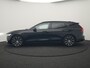 Volvo V60 T6 AWD Plus Dark LONG RANGE PHEV 350pk Dealer O.H. | Trekhaak Af Fabriek | Camera | Sportstoelen Memory & Verwarmd | Stuur Verwarmd | Apple Carplay | Keyless | DAB | Cruise Control | Plug In Hybrid |