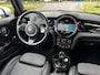 MINI Cooper Mini 3-Deurs (f56) 1.5 136pk Aut6 Classic Sportst. Driving ass. Clima Multi Media Groot Xenon Harman Kardon