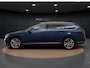 Volkswagen Passat Variant 1.4 TSI PHEV GTE | Pano Dak | Trekhaak | Head-up Display | Camera | Side Assist | Elek. Achterklep | Leder | ACC | Stuur-/Stoelverwarming V+A | 18'' |