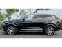 Volvo XC90 2.0 T8 Recharge AWD Inscription Exclusive | Plug-in Hybrid (PHEV) | 360 Graden Camera | Head-up Display | Luchtvering | Panoramadak | Nappaleder | Stoelmassage | Stoelventilatie | Stoelverhoger | Keyless Entry | Elektrische Achterklep | Navigatie | Apple Carplay | Android Auto