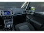 Ford S-Max Hybrid Titanium | Automaat | Camera | AGR-stoel | Privacy-glass | Winter-pack | Adaptieve cruise | dodehoek detectie