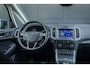 Ford S-Max Hybrid Titanium | Automaat | Camera | AGR-stoel | Privacy-glass | Winter-pack | Adaptieve cruise | dodehoek detectie