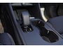 Volvo EC40 Extended Range Core 82 kWh - Panoramadak - IntelliSafe Assist & Surround - 360º Camera - Verwarmde voorstoelen, stuur & achterbank - Parkeersensoren voor & achter - Draadloze tel. lader - Warmtepomp - Extra getint glas - Inklapbare trekhaak - 19' LMV
