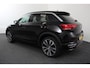 Volkswagen T-Roc 1.5 TSI 150pk DSG R-Line United Navigatie Climate Control Digitale Cockpit Full Led DAB Trekhaak Lichtmetalen Velgen 19"