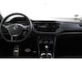 Volkswagen T-Roc 1.5 TSI 150pk DSG R-Line United Navigatie Climate Control Digitale Cockpit Full Led DAB Trekhaak Lichtmetalen Velgen 19"