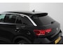 Volkswagen T-Roc 1.5 TSI 150pk DSG R-Line United Navigatie Climate Control Digitale Cockpit Full Led DAB Trekhaak Lichtmetalen Velgen 19"
