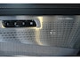 Volvo XC90 T8 Plug-in hybrid AWD Ultra Dark | Luchtvering | Panoramadak | Trekhaak | Premium audio by Bowers&Wilkins | Verwarmbare voorstoelen met massagefunctie |