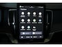 Volvo XC90 T8 Plug-in hybrid AWD Ultra Dark | Luchtvering | Panoramadak | Trekhaak | Premium audio by Bowers&Wilkins | Verwarmbare voorstoelen met massagefunctie |