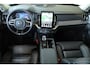 Volvo XC90 T8 Plug-in hybrid AWD Ultra Dark | Luchtvering | Panoramadak | Trekhaak | Premium audio by Bowers&Wilkins | Verwarmbare voorstoelen met massagefunctie |