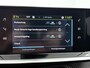 Peugeot e-2008 EV 136pk Allure Pack 50 kWh Automaat | ACCU 94% | 1ste Eigenaar | Apple Carplay/Android Auto | Camera | Climate Control | Cruise Control | 17"LMV | LED |