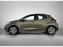 Toyota Yaris 1.5 Hybrid Dynamic | Dealer Onderhouden | Trekhaak Afneembaar | Navigatie | Apple CarPlay/Android Auto | Climate Control | Cruise Control Adaptive | Achteruitrijcamera |