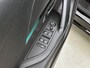 Peugeot e-2008 EV Allure Pack 50 kWh | Apple Carplay/Android Auto | ACCU 91% | Camera | Climate Control | Cruise Control | 17"LMV | LED |