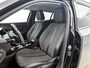 Peugeot e-2008 EV Allure Pack 50 kWh | Apple Carplay/Android Auto | ACCU 91% | Camera | Climate Control | Cruise Control | 17"LMV | LED |