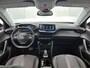 Peugeot e-2008 EV Allure Pack 50 kWh | Apple Carplay/Android Auto | ACCU 91% | Camera | Climate Control | Cruise Control | 17"LMV | LED |