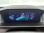 Peugeot e-2008 EV Allure Pack 50 kWh | Apple Carplay/Android Auto | ACCU 91% | Camera | Climate Control | Cruise Control | 17"LMV | LED |