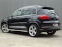 Volkswagen Tiguan 1.4 TSI R-Line Edition * 19 INCH * TREKHAAK * GOED ONDERH. !!