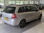 Opel Zafira 1.8 Essentia Airco, Cruise Control, Trekhaak, Stuurbekrachtiging