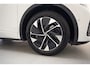 Volkswagen ID.5 Pro Style 77 kWh [ Warmtepomp 360°-camera Stoel-en stuurverwarming ]