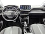 Peugeot 208 1.2 100pk Allure Pack Automaat | 1ste Eigenaar | Navigatie | Climate Control | Adaptieve Cruise Control | Camera | 17"LMV | LED | Apple Carplay/Android Auto |