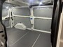 Ford Transit Custom 2.0 TDCI 105pk L2H1 Euro6 Airco | Camera | Apple Carplay | Cruisecontrol | LED | Stoelverwarming Verwamde voorruit, Android Auto, Parkeersensoren, Bijrijdersbank, 2800kg trekvermogen