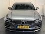 Volvo V90 2.0 T8 AWD INSCRIPTION AUTOMAAT NIEUWSTAAT ! LEDER NAVIGATIE ADAPTIVE CRUISE CONTROL STOEL EN STUURVERWARMING RIJSTROOKSESNOREN DODEHOEKSENSOREN ZEER MOOI !!