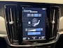 Volvo V90 2.0 T8 AWD INSCRIPTION AUTOMAAT NIEUWSTAAT ! LEDER NAVIGATIE ADAPTIVE CRUISE CONTROL STOEL EN STUURVERWARMING RIJSTROOKSESNOREN DODEHOEKSENSOREN ZEER MOOI !!