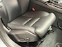 Volvo V90 2.0 T8 AWD INSCRIPTION AUTOMAAT NIEUWSTAAT ! LEDER NAVIGATIE ADAPTIVE CRUISE CONTROL STOEL EN STUURVERWARMING RIJSTROOKSESNOREN DODEHOEKSENSOREN ZEER MOOI !!
