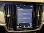Volvo V90 2.0 T8 AWD INSCRIPTION AUTOMAAT NIEUWSTAAT ! LEDER NAVIGATIE ADAPTIVE CRUISE CONTROL STOEL EN STUURVERWARMING RIJSTROOKSESNOREN DODEHOEKSENSOREN ZEER MOOI !!