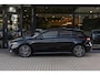 Mercedes-Benz A-klasse 250e Business Solution AMG | Panoramaschuifdak | Night pakket | Achteruitrijcamera | Stoelverwarming | MULTIBEAM LED |
