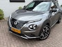 Nissan Juke Hybrid 143pk N-Design/ Apple Carplay/ Camera achter/ DAB/ Keyless entry/ Zwart dak/ Stoel + stuur verwarming/ 1 Eigenaar/ Origineel NL/ NAP