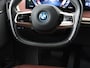 BMW iX xDrive50 M Sport High Executive 112 kWh SOH 96,2% | Full Option | Pano | Chrystal Buttons | Soft Close | Harman Kardon | Laser Lights | Achteras sturing | Massage stoelen | 4-Zone Climate Control | Carplay | Head-up