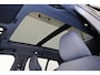 Volvo EX40 Extended Range Ultra Black Ed. 82 kWh - Panorama/schuifdak - IntelliSafe Assist & Surround - 360º Camera - Harman/Kardon audio - Verwarmde voorstoelen, stuur & achterbank - Parkeersensoren voor & achter - Elektr. bedienb. voorstoelen met geheugen links - Draadloze tel. lader - Warmtepomp - Extra getint glas - Inklapbare trekhaak - 20' LMV