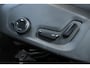 Volvo XC60 T6 Plug-in hybrid AWD Plus Dark | Head-Up display | Semi-Electrische Wegklapbare trekhaak | 360° Parkeercamera | Parkeersensoren voor + achter | Google infotainment | Parkeerverwarming | Panoramadak |