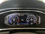Volkswagen T-Roc Volkswagen T-Roc 1.5 TSI R-Line Edition|Achteruitrijcamera|ACC|Stoel en Stuurverwarming