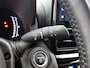 Toyota Yaris Cross 1.5 Hybrid 115 Dynamic Comfort Pack | BTW voertuig | Dodehoek detectie | Stuur+stoelverwarming | Parkeersensoren voor+achter | Draadloze telefoonlader | Apple CarPlay/Android Auto | Cruise Control Adaptive |