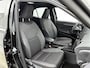 Toyota Yaris Cross 1.5 Hybrid 115 Dynamic Comfort Pack | BTW voertuig | Dodehoek detectie | Stuur+stoelverwarming | Parkeersensoren voor+achter | Draadloze telefoonlader | Apple CarPlay/Android Auto | Cruise Control Adaptive |