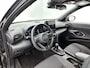 Toyota Yaris Cross 1.5 Hybrid 115 Dynamic Comfort Pack | BTW voertuig | Dodehoek detectie | Stuur+stoelverwarming | Parkeersensoren voor+achter | Draadloze telefoonlader | Apple CarPlay/Android Auto | Cruise Control Adaptive |