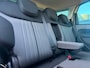 Fiat 500L Living 1.4 T-Jet Lounge met parkeersensoren en navigatie en bluetooth telefoon / media en cruise controle en airco