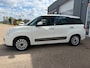 Fiat 500L Living 1.4 T-Jet Lounge met parkeersensoren en navigatie en bluetooth telefoon / media en cruise controle en airco