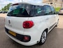Fiat 500L Living 1.4 T-Jet Lounge met parkeersensoren en navigatie en bluetooth telefoon / media en cruise controle en airco