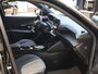 Peugeot 2008 SUV Allure Hybrid 145 pk Automaat | VOORRAAD KORTING | Tot 8 jaar garantie! | Voyageur Pack | Drive Assist Plus Pack | Vision Pack | Navigation Pack