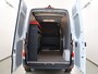 Mercedes-Benz Sprinter 315 CDI | L2 H2 | FWD | AUT. | AIRCO | 2-ZITS | MULTIFUNCTIONEEL STUURWIEL | APPLE CARPLAY | ANDROID AUTO | ACHTERUITRIJCAMERA | LAADRUIMTE INRICHTING | CERTIFIED
