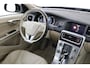 Volvo V60 Cross Country T5 POLAR+ LUXURY -PANO.DAK|POWER-SEATS|ADAP.XENON|CAMERA|STANDKACHEL|PDC|KINDERZITJES|SENSUS-CONNECT|STOEL/STUURVERW.|TREKHAAK|18"